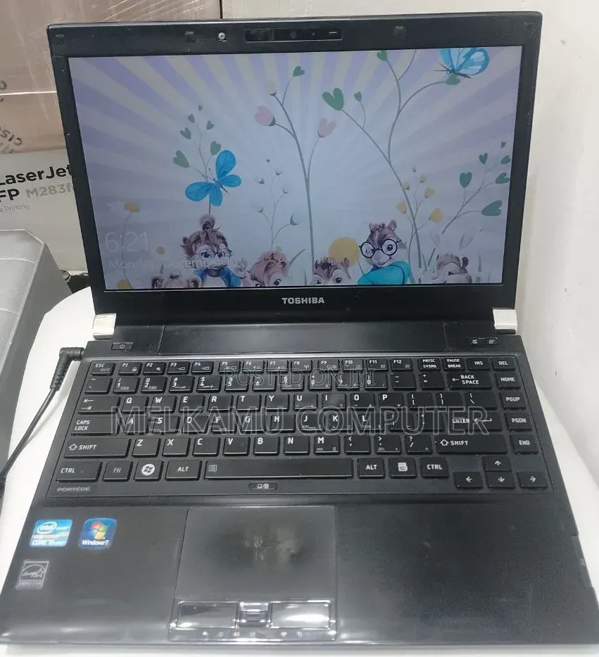 New Laptop Toshiba Satellite C55 4GB Intel Core i5 SSD 500GB