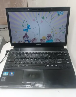New Laptop Toshiba Satellite C55 4GB Intel Core i5 SSD 500GB
