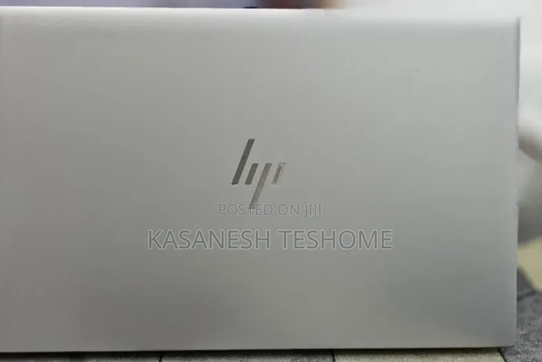 New Laptop HP ZBook Studio G8 16GB Intel Core i7 SSD 512GB