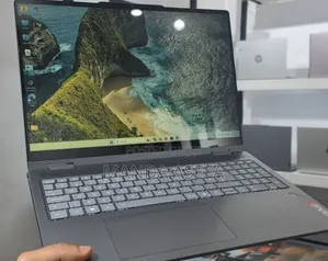 New Laptop Lenovo 16GB Intel Core Ultra 5 SSD 512GB