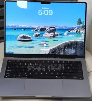 New Laptop Apple MacBook Pro 2021 M1 32GB Apple M1 Pro SSD 512GB