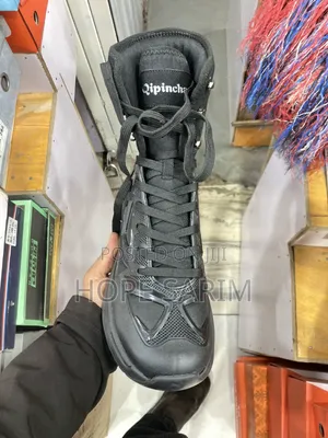 Qipincha High-Top Tactical Boots: