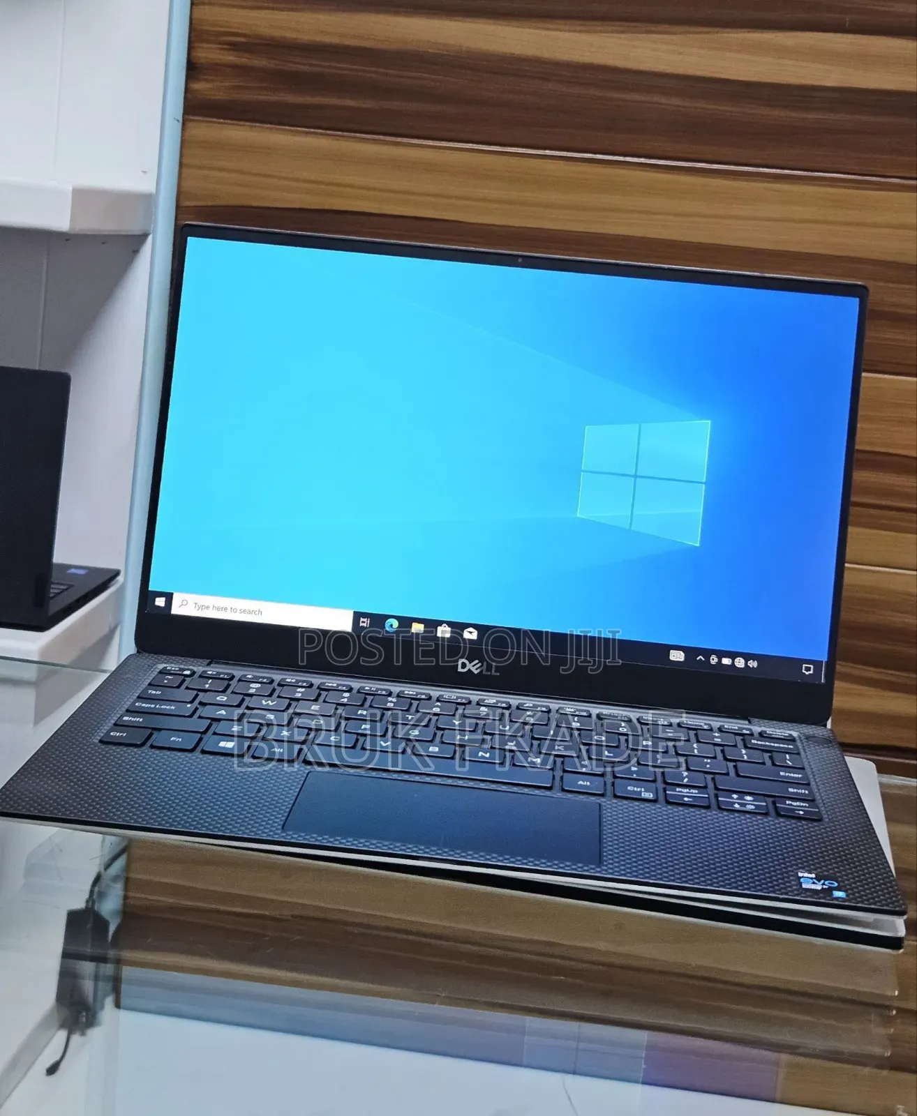 New Laptop Dell XPS 13 16GB Intel Core i7 SSD 512GB