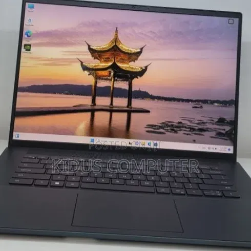 New Laptop Dell Inspiron 15 16GB Intel Core i7 SSD 512GB