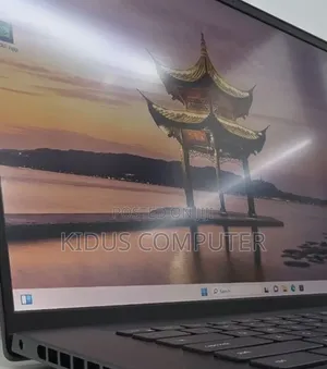 New Laptop Dell Inspiron 15 16GB Intel Core i7 SSD 512GB