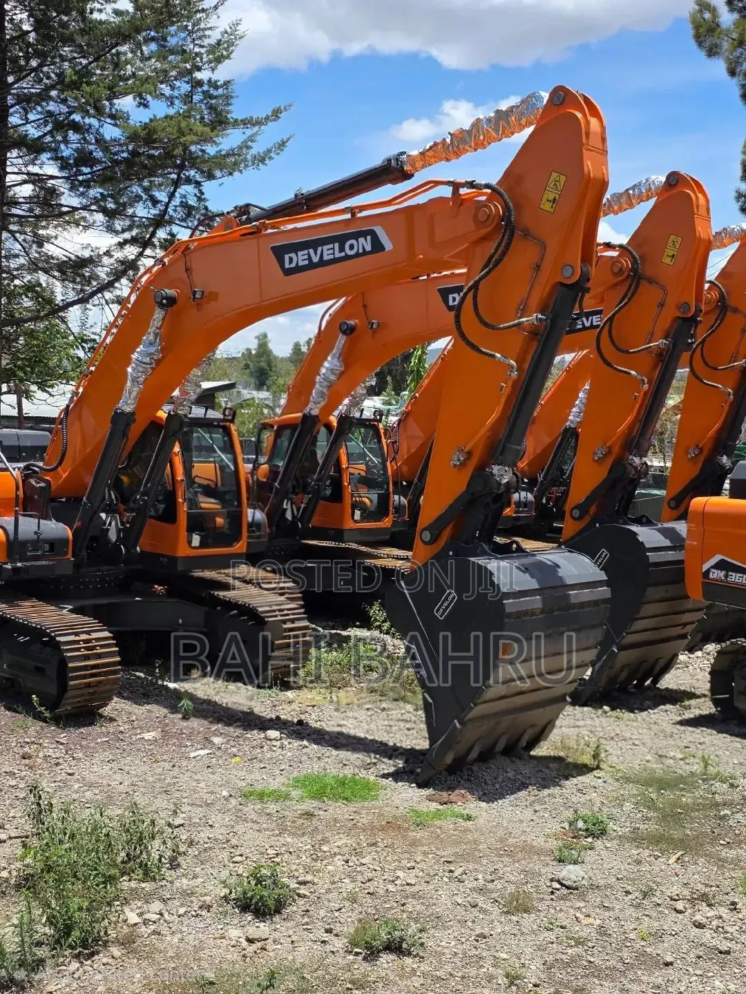 Develon Excavator for Sale 40/60