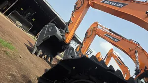 Develon Excavator for Sale 40/60