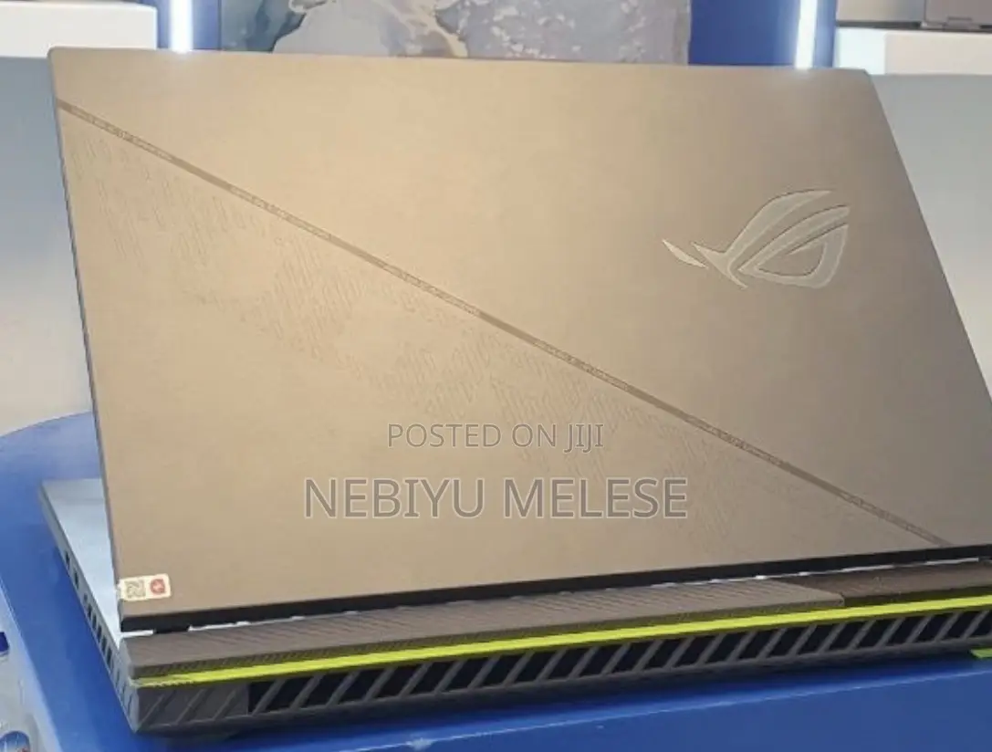 New Laptop Asus ROG Strix G15 16GB Intel Core i9 SSD 1T
