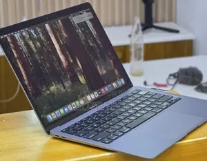 New Laptop Apple MacBook Air 2020 M1 16GB Apple M1 SSD 256GB