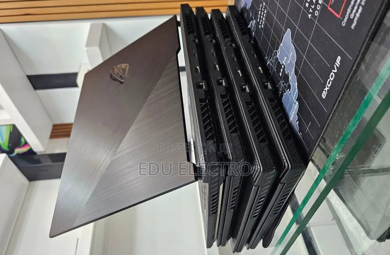 New Laptop Asus ROG Strix G15 16GB Intel Core i7 SSD 512GB