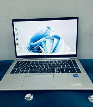 New Laptop HP EliteBook 840 G8 16GB Intel Core i5 SSD 512GB