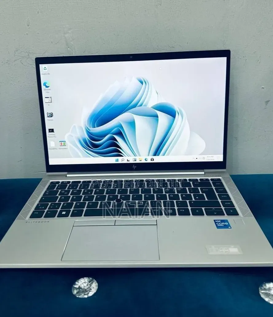 New Laptop HP EliteBook 840 G8 16GB Intel Core i5 SSD 512GB