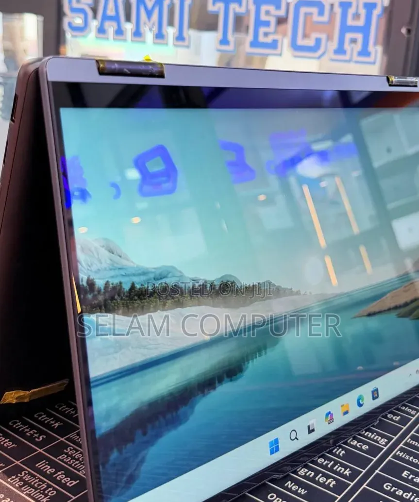 New Laptop Lenovo ThinkPad Yoga 16GB Intel Core Ultra 7 SSD 512GB