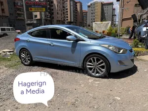 Hyundai Elantra 2013 Blue