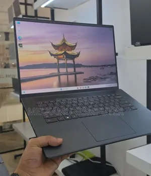New Laptop Dell Inspiron 15 16GB Intel Core i7 SSD 512GB