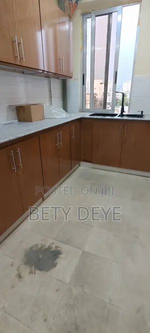 2bdrm Apartment in አሻራ የመኖረያ መንደር, Nifas Silk-Lafto for rent