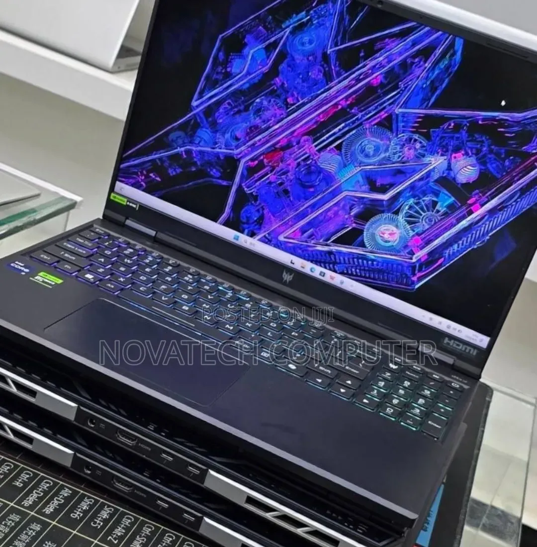 New Laptop Acer Predator Helios 16 16GB Intel Core i9 SSD 1T