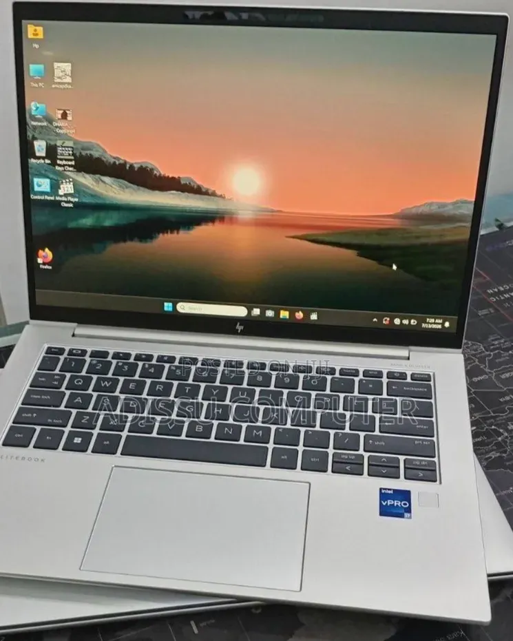 New Laptop HP EliteBook 840 G10 16GB Intel Core i7 SSD 512GB
