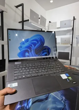 New Laptop HP Envy x360 16GB Intel Core i5 SSD 512GB
