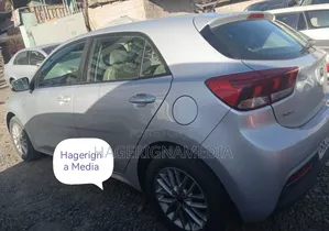 Kia Rio 2018 Silver
