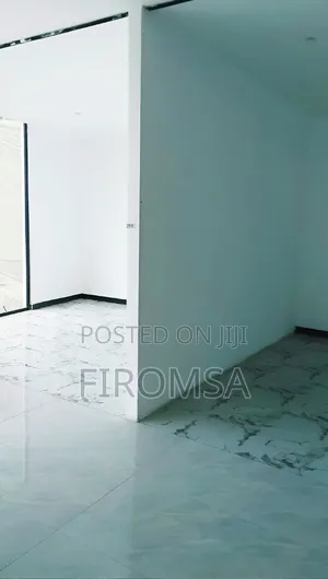 Commercial Spaces Shop Ready for Rent