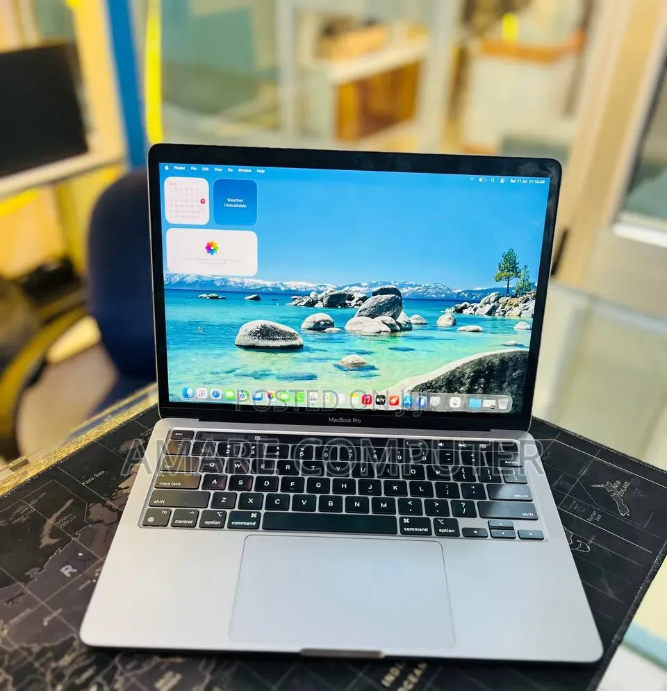 New Laptop Apple MacBook Pro 2022 M2 8GB Apple M2 SSD 512GB
