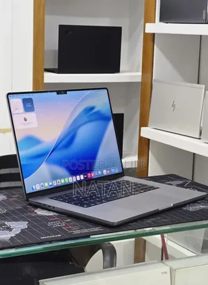 New Laptop Apple MacBook Pro 2021 M1 Max 64GB Apple M1 Max SSD 1T
