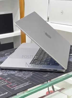 New Laptop Apple MacBook Pro 2021 M1 Max 64GB Apple M1 Max SSD 1T