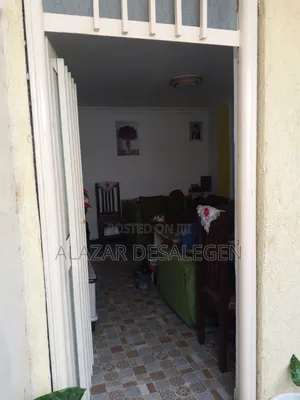 Furnished 2bdrm Condo in Yeka for sale