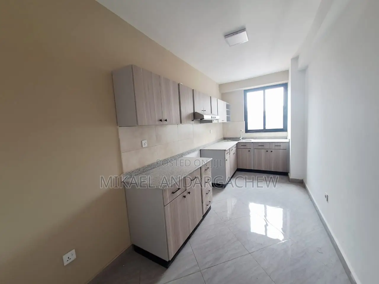 3bdrm Apartment in Kirkos for rent