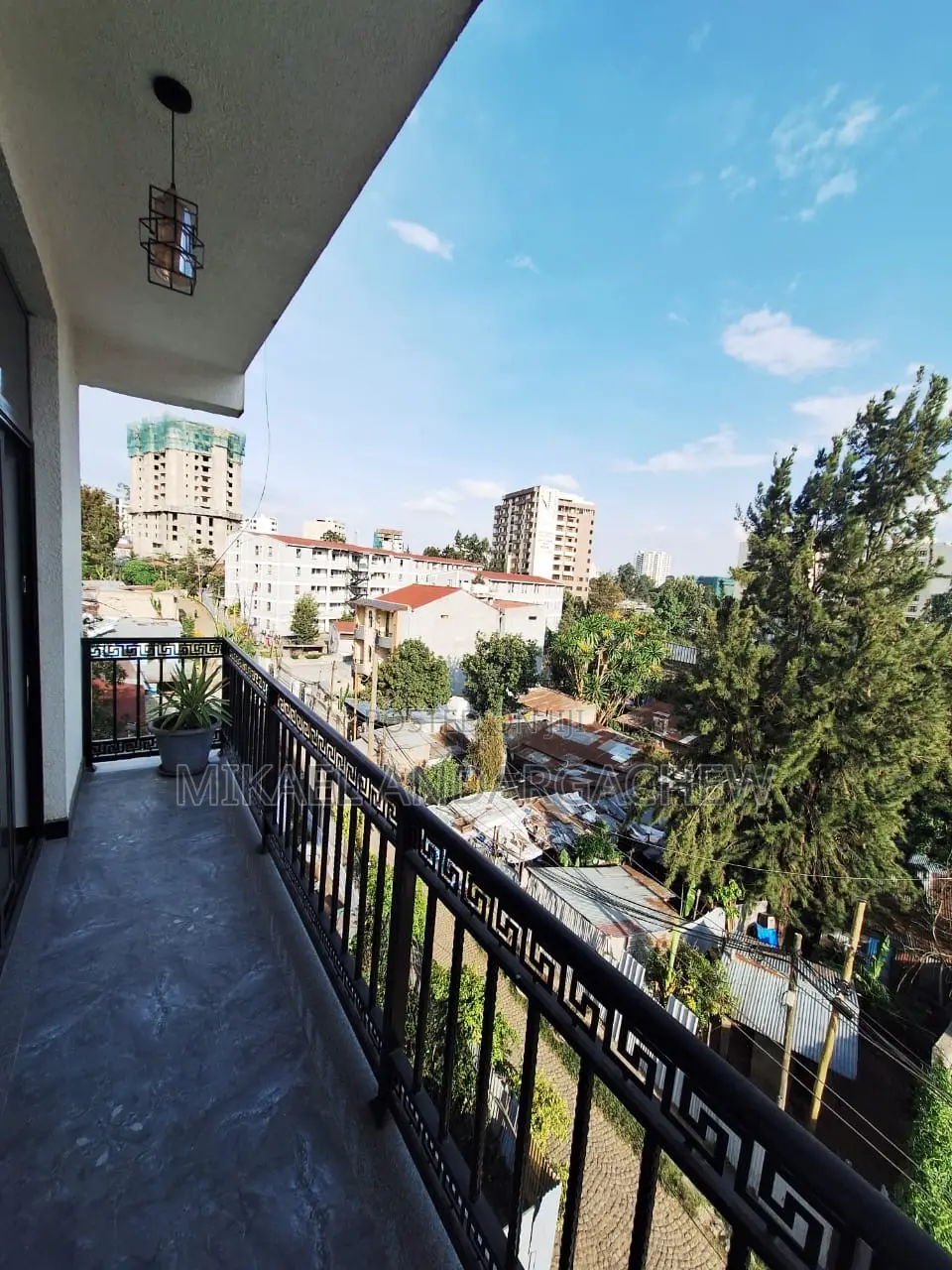 2bdrm Apartment in Kirkos for rent