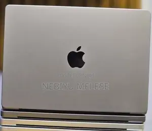 New Laptop Apple MacBook Pro 2021 M1 32GB Apple M1 Pro SSD 512GB