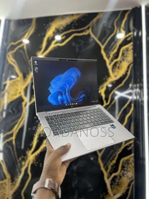 New Laptop HP ZBook Firefly 14 G10 16GB Intel Core i7 SSD 512GB