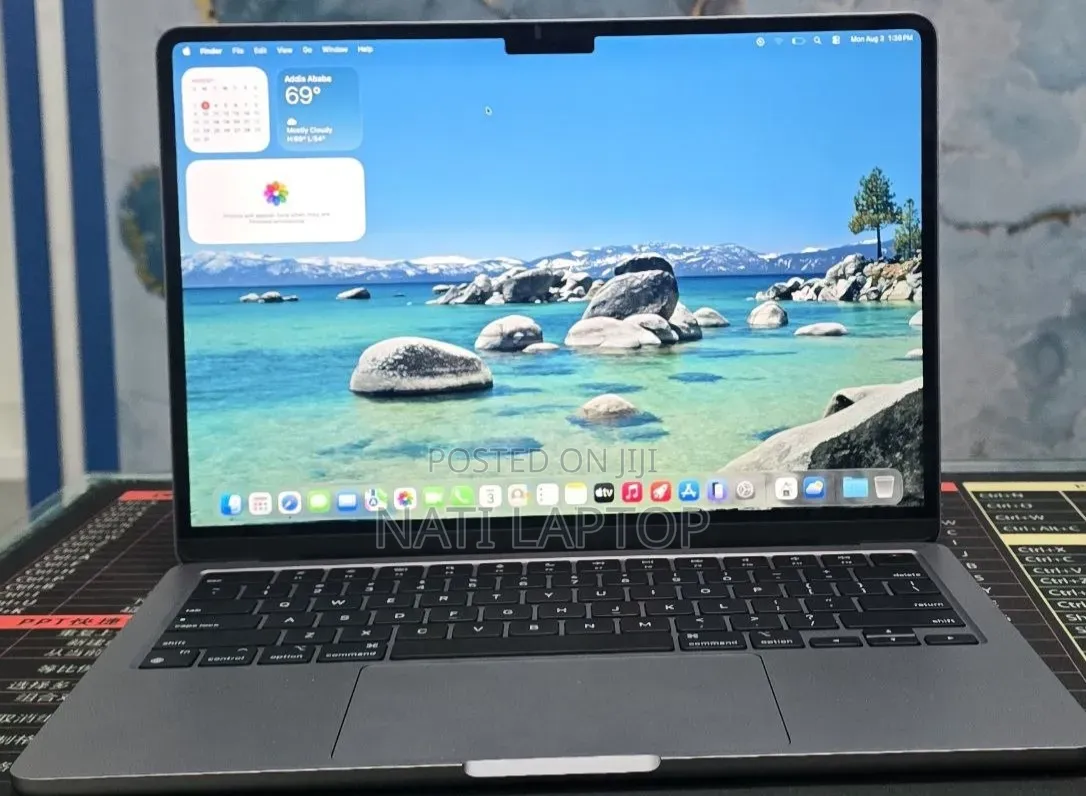 New Laptop Apple MacBook Air 2022 M2 16GB Apple M2 SSD 256GB