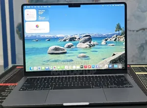 New Laptop Apple MacBook Air 2022 M2 16GB Apple M2 SSD 256GB