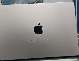 New Laptop Apple MacBook Air 2022 M2 16GB Apple M2 SSD 256GB