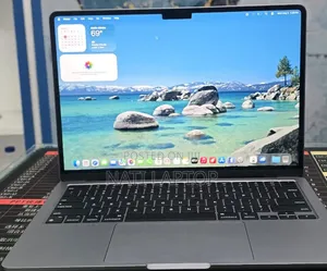New Laptop Apple MacBook Air 2022 M2 16GB Apple M2 SSD 256GB