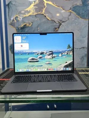 New Laptop Apple MacBook Air 2022 M2 16GB Apple M2 SSD 512GB