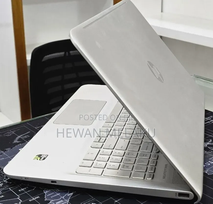New Laptop HP Envy 15 12GB Intel Core i5 HDD+SSD 1T