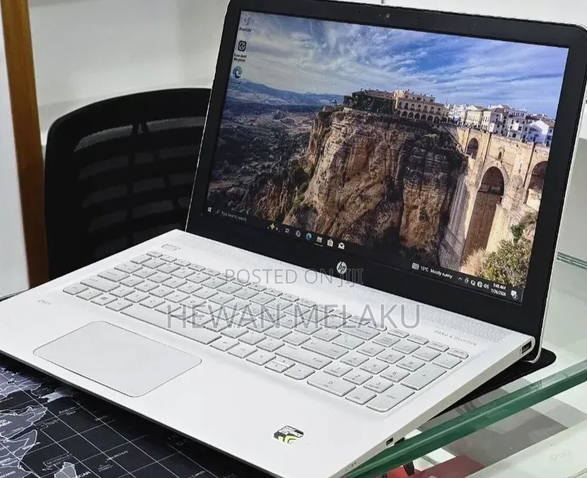 New Laptop HP Envy 15 12GB Intel Core i5 HDD+SSD 1T