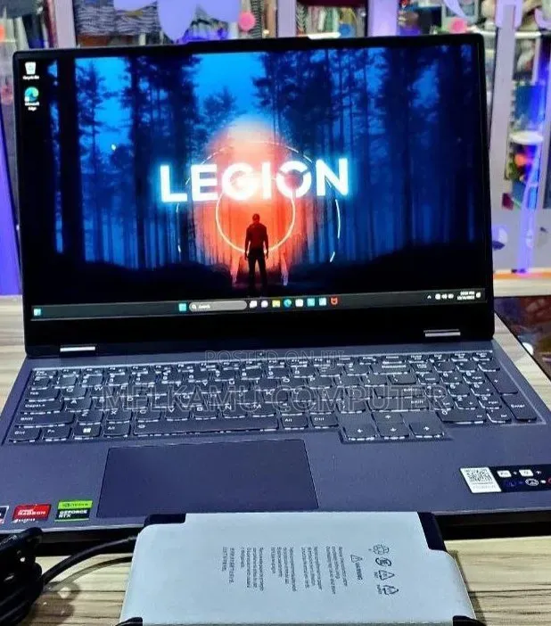 New Laptop Lenovo Legion 5 16GB AMD Ryzen 7 SSD 512GB