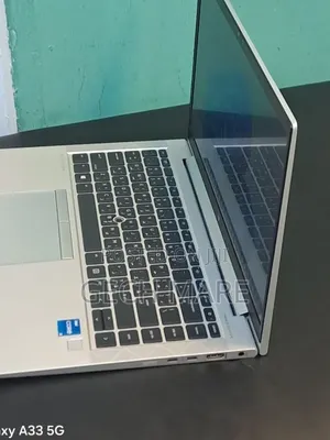 New Laptop HP EliteBook 840 G8 16GB Intel Core i5 SSD 512GB