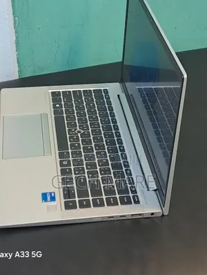 New Laptop HP EliteBook 840 G8 16GB Intel Core i5 SSD 512GB