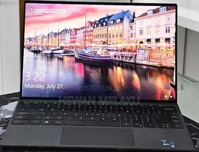New Laptop Dell XPS 15 16GB Intel Core i7 SSD 512GB