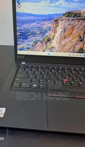 New Laptop Lenovo ThinkPad T14 16GB Intel Core i7 SSD 512GB