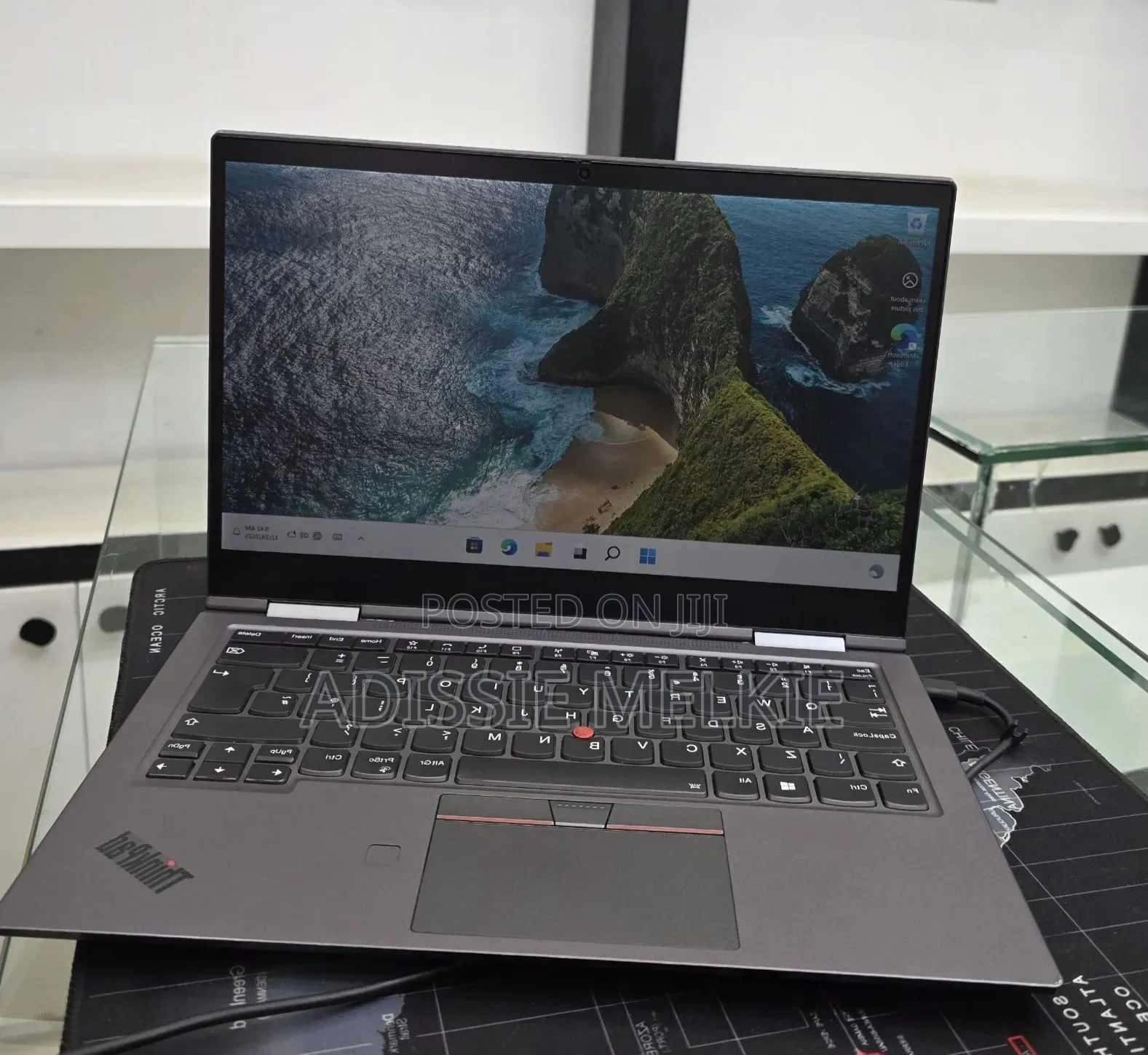 New Laptop Lenovo ThinkPad X1 Yoga 16GB Intel Core i7 SSD 512GB