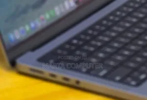 New Laptop Apple MacBook Pro 2021 M1 16GB Apple M1 Pro SSD 512GB