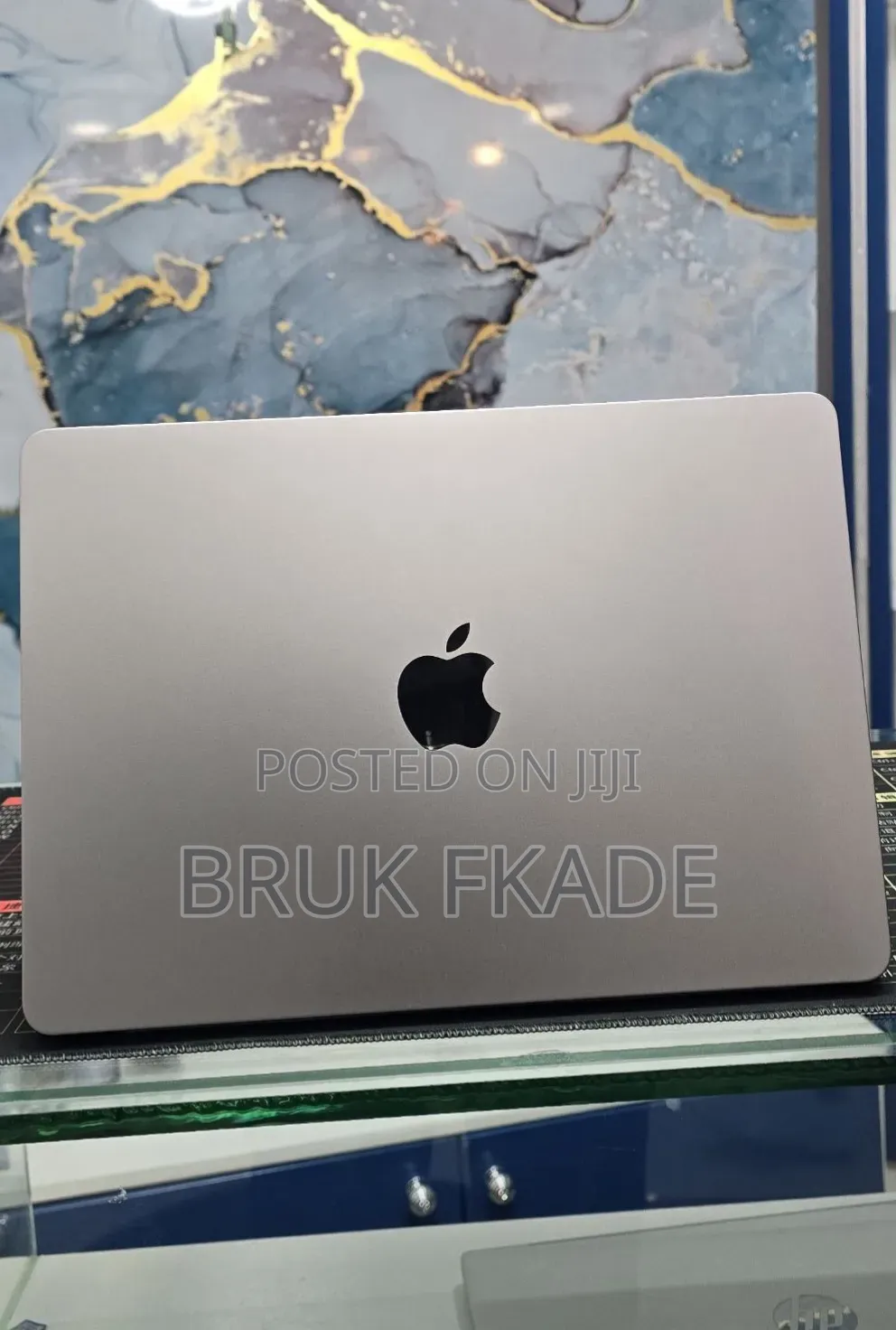 New Laptop Apple MacBook Air 2022 M2 16GB Apple M2 SSD 512GB