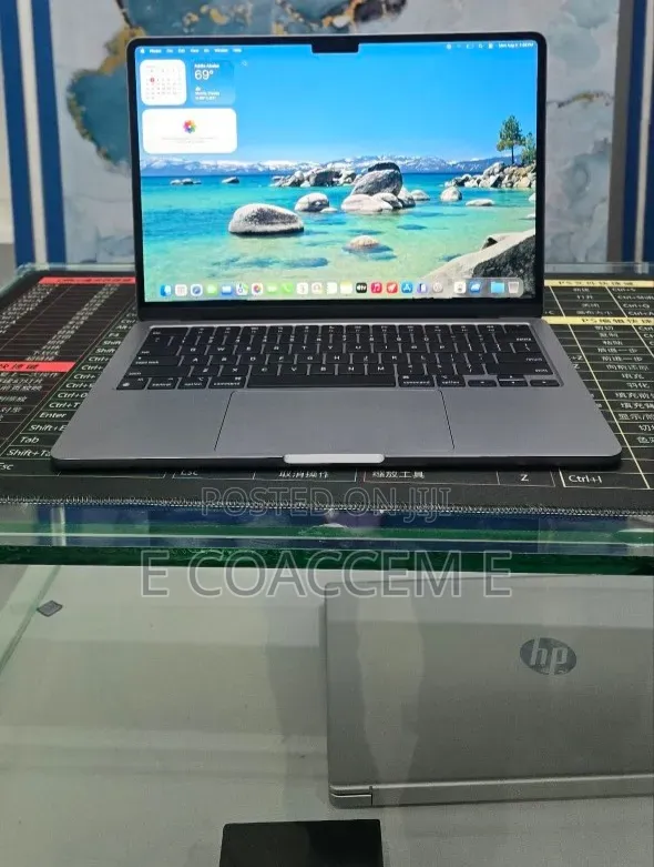 New Laptop Apple MacBook 16GB SSD 512GB
