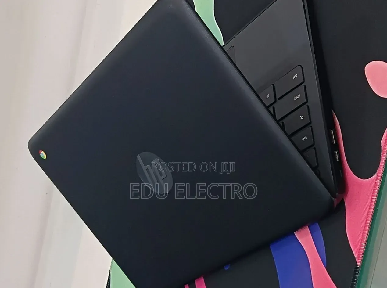 New Laptop HP Chromebook 4GB SSD 60GB